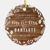 Rustic First Mr. und Mrs. Christmas Foto Keramik Ornament (Vorne)