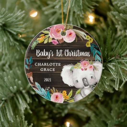 Rustic Floral Koala Baby's First Christmas Keramik Ornament (Baum)