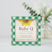 Rustic Gingham Schachbrett Baby Showroom Einladung (Stehend Vorderseite)