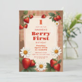 Rustic Gingham Strawberries Daisie 1. Geburtstag Einladung (Stehend Vorderseite)
