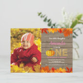 Rustic Girl Pumpkin Fall Geburtstag Einladung Gold (Stehend Vorderseite)