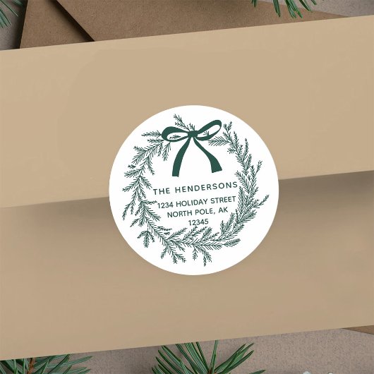 Rustic Green Christmas Pine Wreath Return Address  Runder Aufkleber