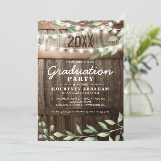 Rustic Greenery Graduation Party Einladung (Stehend Vorderseite)