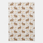 Rustic Hare And Carrot Pattern Beige Farmhouse Geschirrtuch (Vertikal)