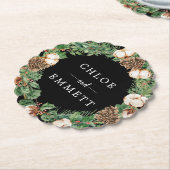 Rustic Holly Pine Wreath Wedding Paper Untersetzer (angewinkelt)