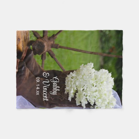Rustic Hydrangea und Cowboy Boots Western Wedding Fleecedecke (Vorderseite (Horizontal))