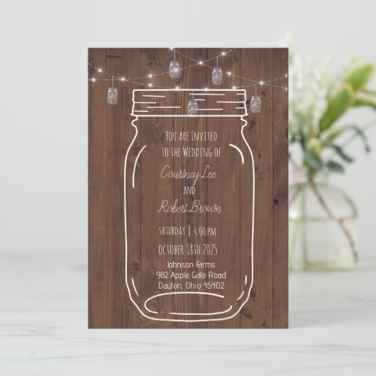 Rustic Jar Twinkle Lights Wedding Einladung (Stehend Vorderseite)