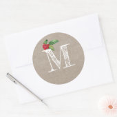 Rustic Kraft Christmas Holly Monogram Initial Runder Aufkleber (Umschlag)