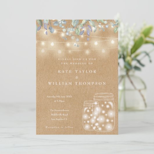 Rustic Kraft String Lights Mason Jar Wedding Einladung (Stehend Vorderseite)