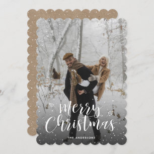 Rustic Kraft Typografie Schnee Foto Frohe Weihnach Feiertagskarte