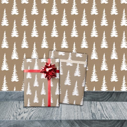 Rustic Kraft White Woodland Weihnachtsbaumen Geschenkpapier