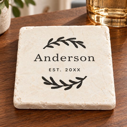 Rustic Laurel Branch Wreath Nachname Monogram Steinuntersetzer