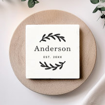 Rustic Laurel Branch Wreath Nachname Monogram