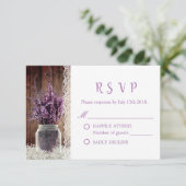 Rustic Lavender Floral Mason Jar Wedding RSVP Karte (Stehend Vorderseite)