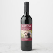 Rustic Maroon Red Wedding Foto Monogram Weinetikett (Vorderseite)