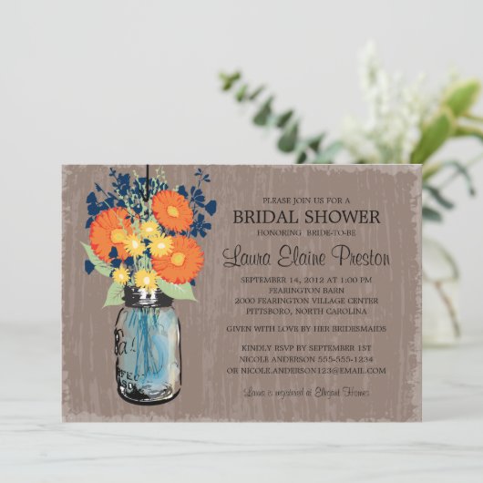 Rustic Mason Jar Gerber Daisies Brautparty Einladung (Stehend Vorderseite)