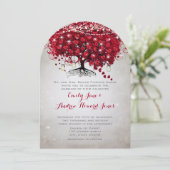 Rustic Mason Jar Red Heart Leaf Tree Wedding Einladung (Stehend Vorderseite)