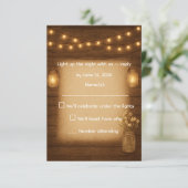 Rustic Mason Jar & String Lights Wedding RSVP Card Karte (Stehend Vorderseite)