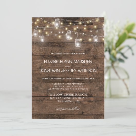 Rustic Mason Jars String Lights Elegante Hochzeit Einladung (Stehend Vorderseite)