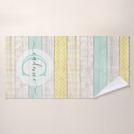 Rustic Mint & Yellow Boho Geo Modern Personalized Badehandtuch (Badehandtuch)