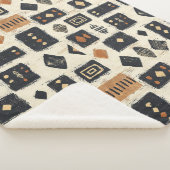 Rustic Mudcloth Geometric Pattern (2) Sherpadecke (3/4)