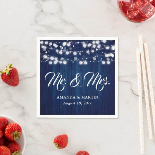 Rustic Navy Blue Mr. und Mrs. Wedding Serviette (Beispiel)
