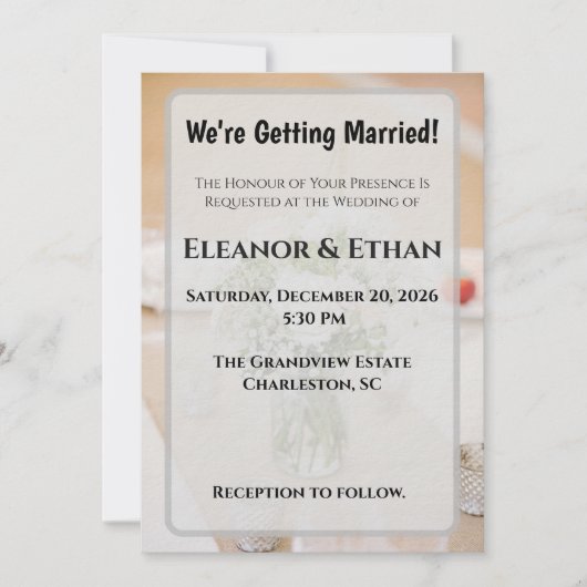 Rustic Neutral White Rose Burlap Mason Jar Wedding Einladung (Vorderseite)