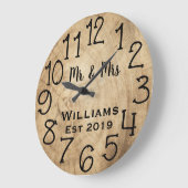 Rustic Personalized Brown Wood Custom Große Wanduhr (Winkel)