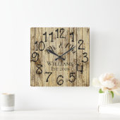 Rustic Personalized Brown Wood Custom Quadratische Wanduhr (Zuhause)