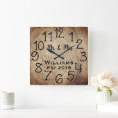 Rustic Personalized Brown Wood Custom Quadratische Wanduhr (Zuhause)