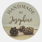 Rustic Pinecones Nature Photo Handmade By Runder Aufkleber (Vorderseite)