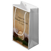 Rustic Pines Woodland Wedding Danke Kleine Geschenktüte (Vorderseite Schrägansicht)