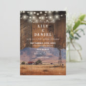 Rustic Ranch Barn Wood String Lights Photo Wedding Einladung (Stehend Vorderseite)