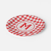 Rustic Red Gingham Family Picnic Mit Monogramm Pappteller (Schrägansicht)