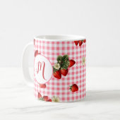 Rustic Red Gingham Strawberry Custom Monogram Kaffeetasse (Vorderseite Links)