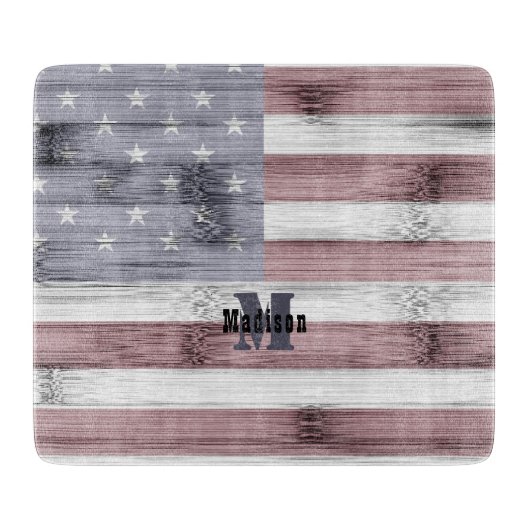 Rustic Red White Blue Wood USA Flag Monogram Schneidebrett (Vorderseite)