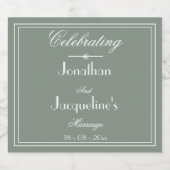 Rustic Sage Green Wedding Names Script Cool Einfac Alkoholflaschenetikett (Einzelnes Label)