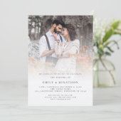 Rustic Script QR-Code Foto-Overlay Hochzeit Einladung (Stehend Vorderseite)