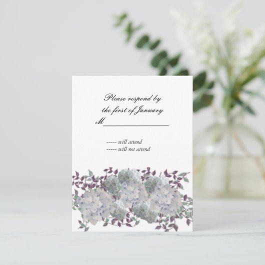 Rustic Soft Blue Hydrangea Repcard RSVP Karte (Stehend Vorderseite)