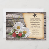 Rustic Strawberry Daisy Wedding Einladung (Vorderseite)