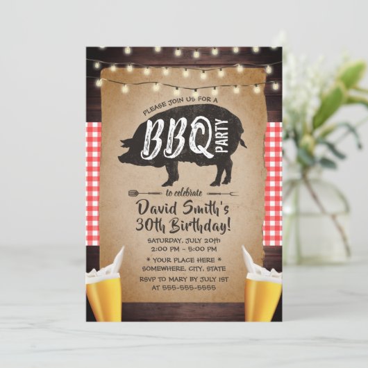 Rustic String Lights Beers GRILLEN Birthday Party Einladung (Stehend Vorderseite)