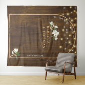 Rustic String Lights Gold Arch Magnolia Wedding Wandteppich (Beispiel (Horizontal))