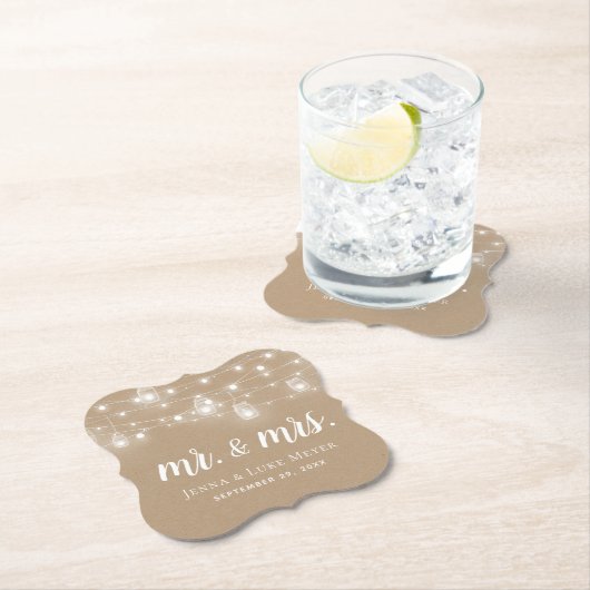 Rustic String Lights Mr. und Mrs. Wedding Monogram Untersetzer (Vor Ort)