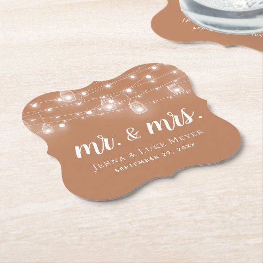 Rustic String Lights Mr. und Mrs. Wedding Monogram Untersetzer (angewinkelt)