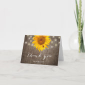Rustic String Lights & Sunflower Wedding Vielen Da Dankeskarte (Vorderseite)