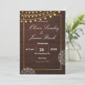 Rustic String Lights Wood Wedding Invitation, Boho Einladung (Stehend Vorderseite)