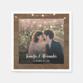 Rustic string of lights photo wedding serviette (Vorderseite)