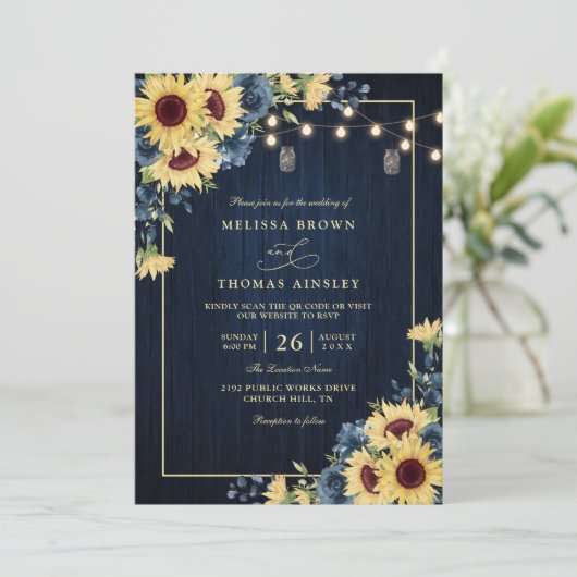 Rustic Sunflower Navy Blue Wood QR Code Wedding Einladung (Stehend Vorderseite)