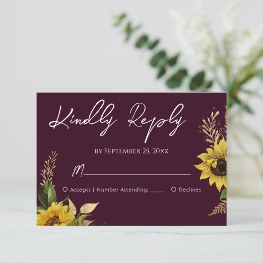 Rustic Sunflower Wedding RSVP Card (Stehend Vorderseite)