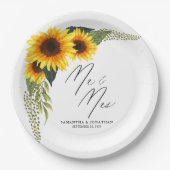 Rustic Sunflowers Script Mr. and Mrs. Wedding Pappteller (Vorderseite)